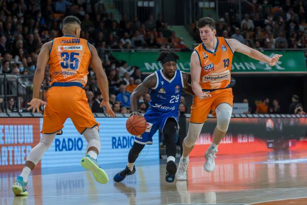 高层宁愿牺 高层宁愿牺