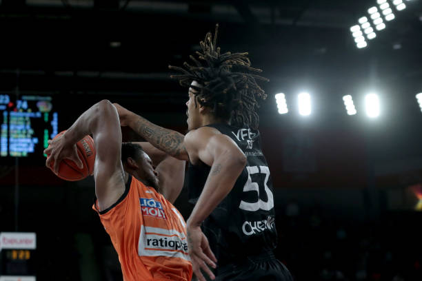 难以企及的 难以企及的